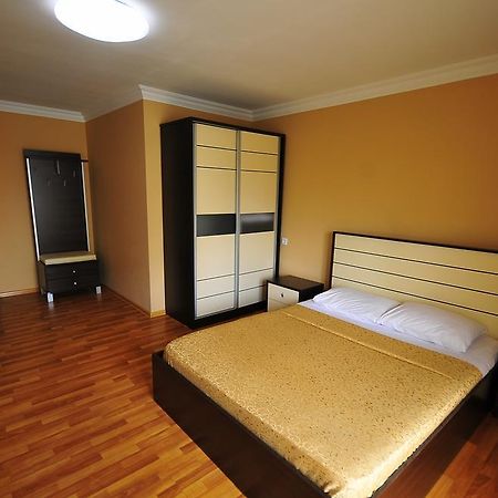 באטומי Prestige Hotel מראה חיצוני תמונה