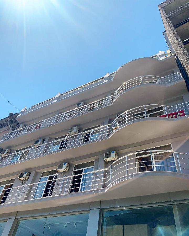 באטומי Prestige Hotel מראה חיצוני תמונה