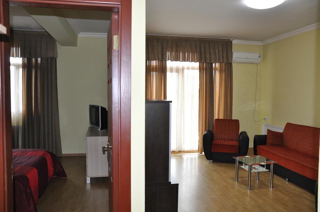 באטומי Prestige Hotel חדר תמונה