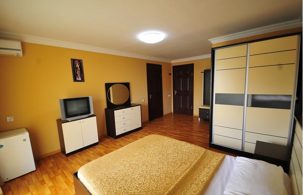 באטומי Prestige Hotel מראה חיצוני תמונה