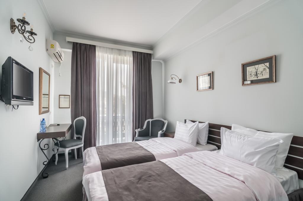 באטומי Prestige Hotel מראה חיצוני תמונה